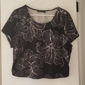 Fashion to Figure Black and White Floral Top